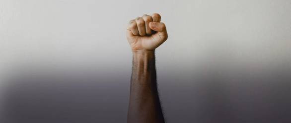 世界启元 国际服截图1